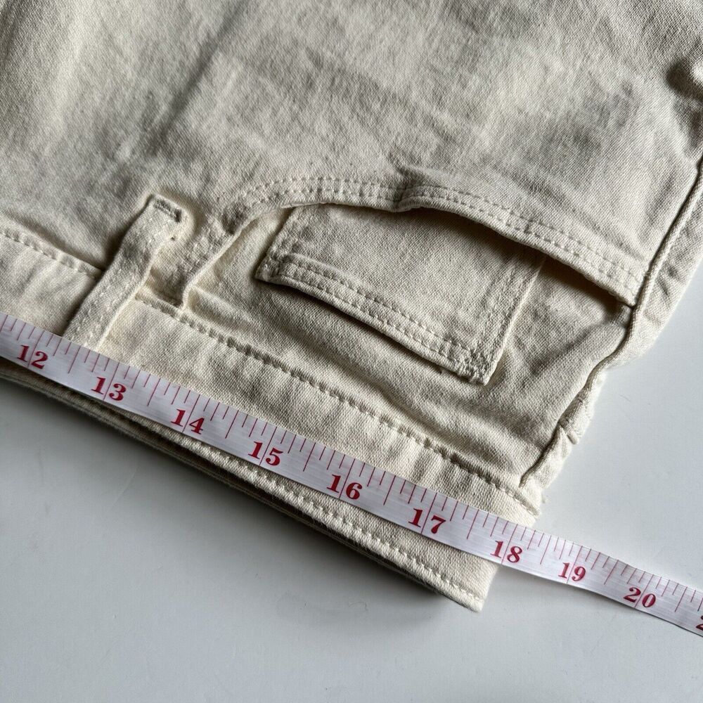 Universal Thread‎ High-Rise Midi Jean Shorts Ecru NWT Women’s Size 16 - Picture 9 of 11
